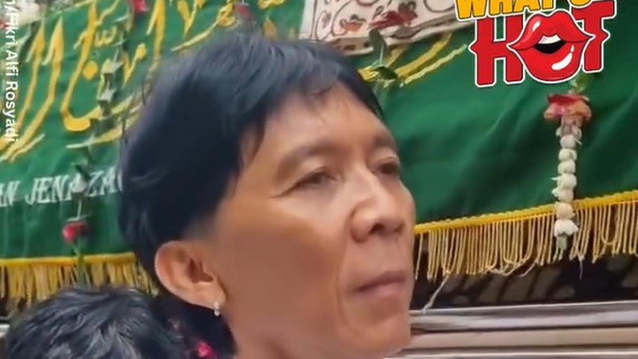 Potret Suasana Duka di Markas Slankers di Potlot, Bimbim Slank  Tegar Panggul Keranda Bunda Iffet