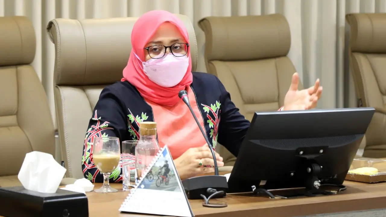 Staf Khusus Menteri Ketenagakerjaan, Hindun Anisah