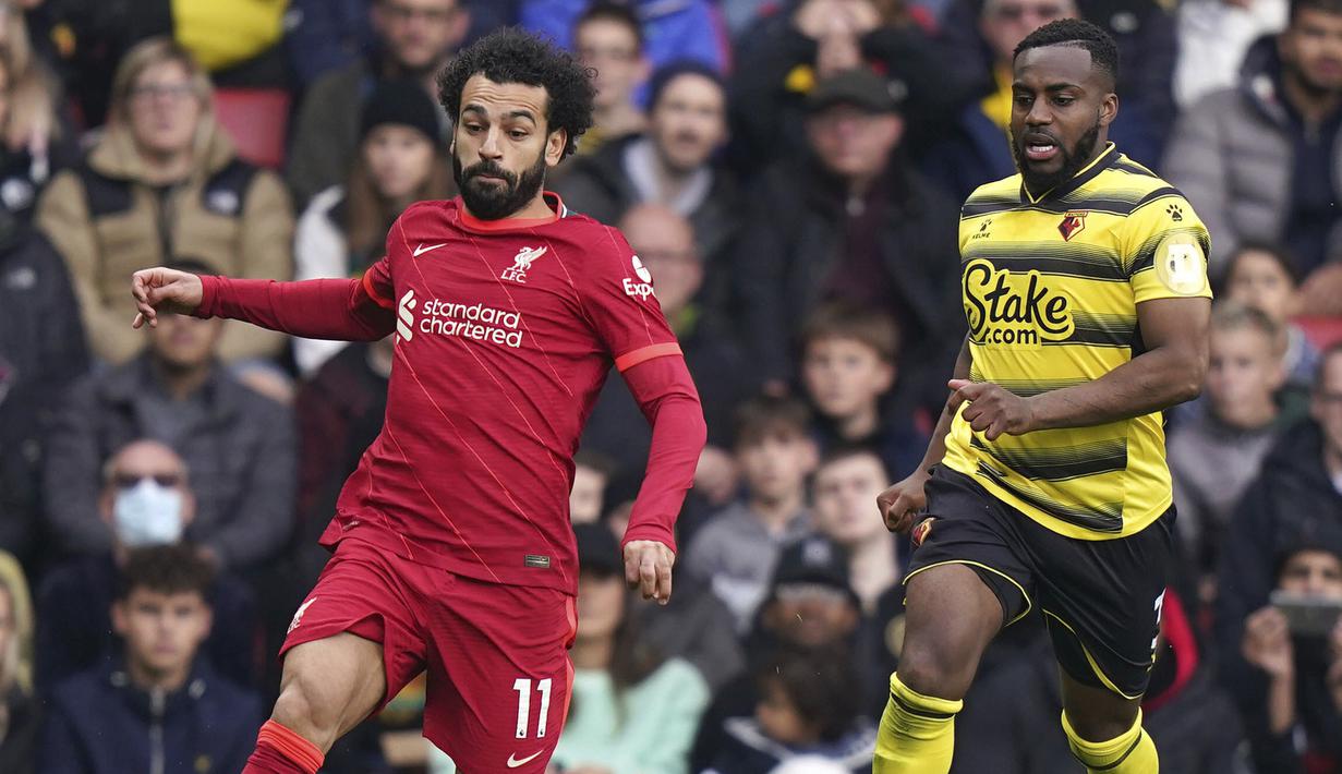 Mohamed Salah dinobatkan sebagai man of the match di laga Liverpool melawan Watford. Ia tercatat menjadi kreator gol pertama yang dilesatkan oleh Sadio Mane dan berhasil mencetak gol di menit ke-54. Salah mendapatkan 63,7% suara lewat voting si situs resmi Liga Inggris. (PA via AP/Tess Derry)