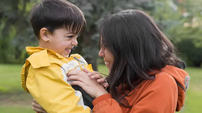 Tanpa Disadari, 8 Kebiasaan Sederhana Orangtua Ini Dapat Membuat Anak Merasa Dicintai [Dok/freepik.com]