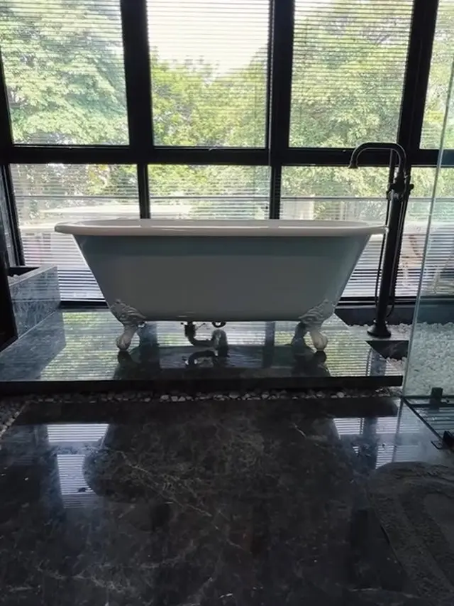 [Fimela] Rachel Vennya