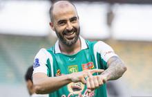 Milos Raickovic Ungkap Makna Selebrasi Unik Usai Antar Persebaya Pesta Gol ke Gawang PSBS Biak