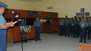 Citizen6, Surabaya: Dankobangdikal Laksda TNI Djoko Teguh Wahojo menutup Kursus Applied Approach (AA)  Gelombang III 2012 di Gedung Krakatau, Kobangdikal, Bumimoro, Surabaya, Kamis (9/8). (Pengirim: Penkobangdikal)