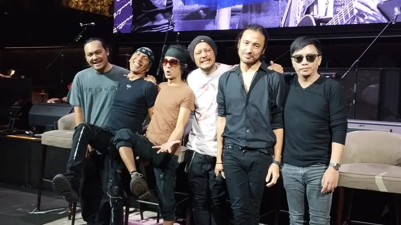 Kolaborasi Ello, Eno, Yuke, Renk dan Stevie Item