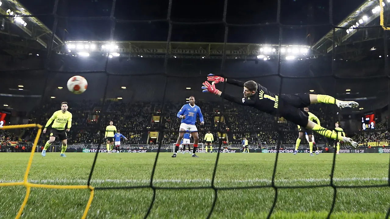 Foto: Tanpa Erling Haaland, Borussia Dortmund Dipermalukan Rangers di Liga Europa