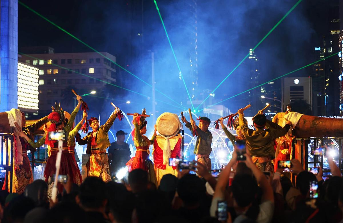 FOTO: Harmoni Imlek dan Ramadhan di Bundaran HI