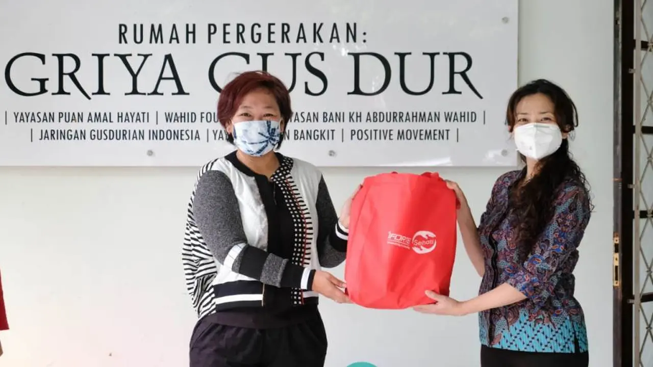 Perusahaan Terkemuka Gandeng Posko Relawan Salurkan Bantuan 5000 Paket Sembako