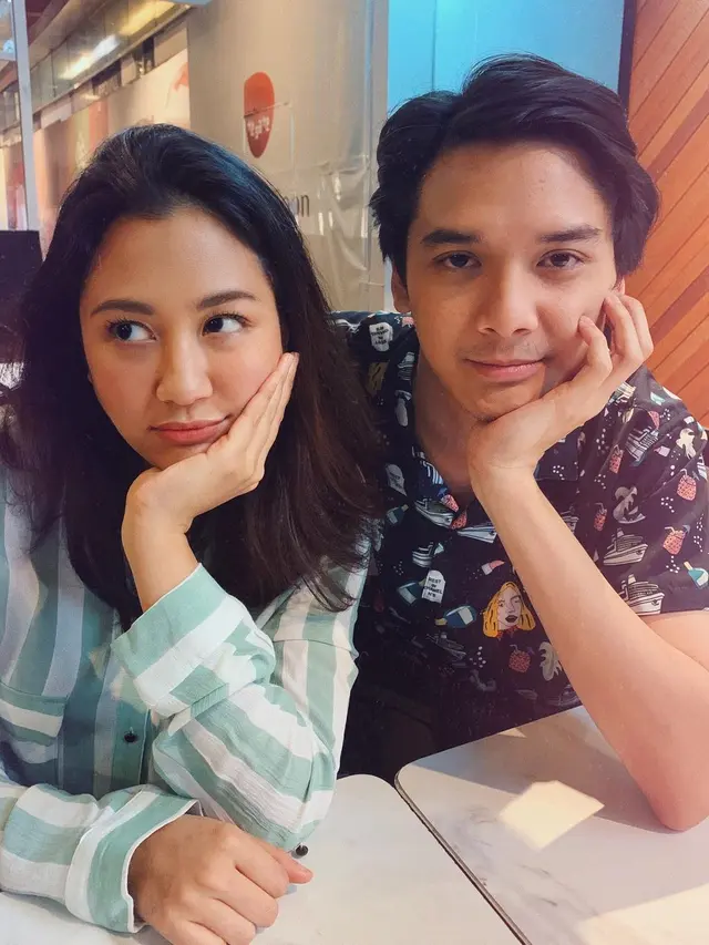 Resmi Menikah, Ini 7 Momen Mesra Sherina Munaf dan Baskara Mahendra