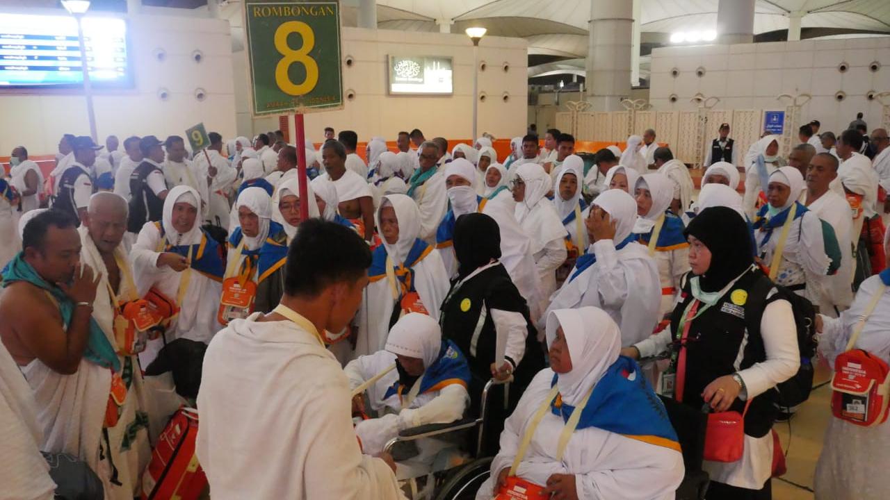 Jemaah haji Indonesia tiba di Bandara King Abdul Aziz, Jeddah. Darmawan/MCH