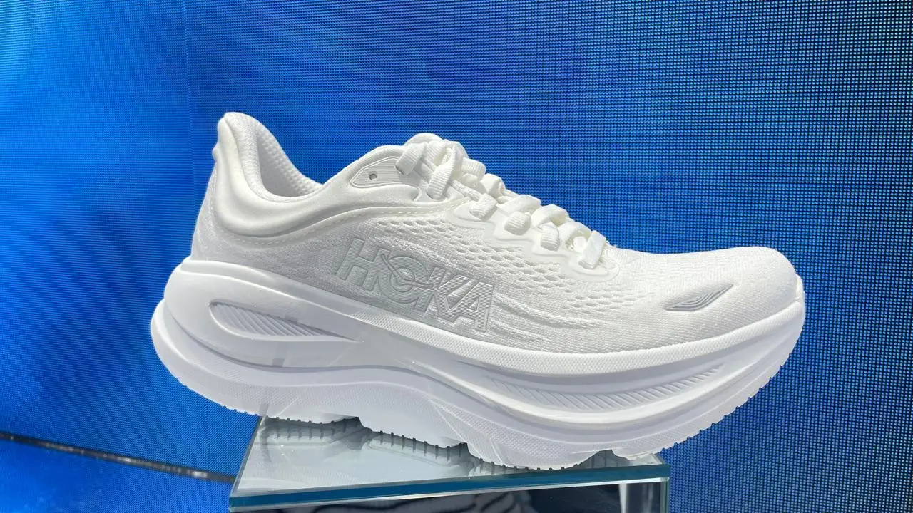 HOKA Luncurkan Bondi 9: Sepatu Nyaman untuk Aktivitas Sehari-hari hingga Lari