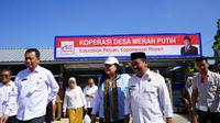 Bupati Gunungkidul Endah Subekti Kuntariningsih bersama jajaran perangkat daerah meninjau langsung kegiatan Koperasi Desa (Kopdes) Merah Putih di Kalurahan Playen, Kapanewon Playen. Pemerintah daerah mendorong sinergi antara Kopdes dan BUMDes.