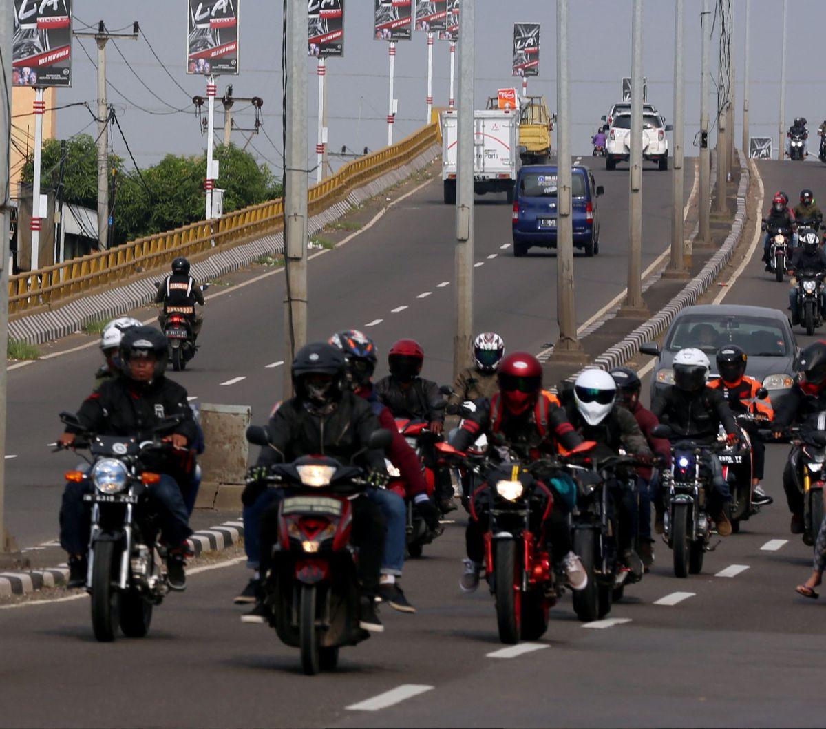 "Kita menyediakan juga fasilitas mudik gratis," kata Budi Karya.