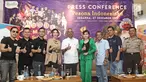 Suasana saat jumpa pers yang bertema Pesona Indonesiaku di kawasan Ancol, Jakarta, Rabu (27/12). Jumpa pers ini juga dihadiri oleh sejumlah penyanyi yang akan mengisi Ancol Gempita Festival. (Liputan6.com/Herman Zakharia)