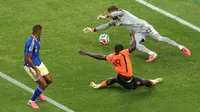 Brian Brobbey Tenggelamkan Duet Striker Swedia Bernilai Rp 4,3 Triliun