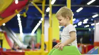 Anak Kerap Tertular Gondongan dan Penyakit Infeksi Lain di Playground, Dokter Beri Tips untuk Kurangi Pajanan Virus. Foto: Freepik.