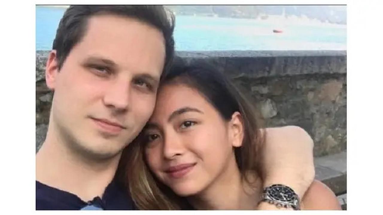 6 Potret Kenangan Nadia Vega dan Suami Bule yang Sudah Bercerai, Siap Buka Hati