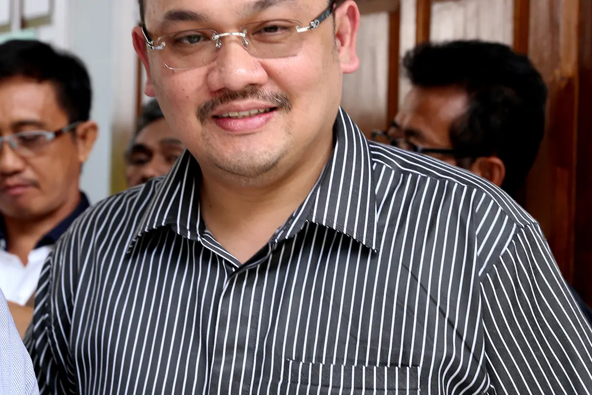 [Bintang] Farhat Abbas