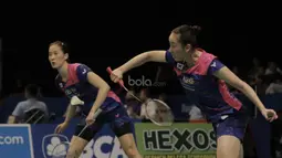 Pasangan Korea, Chang Ye Na/Lee So hee, mengalahkan ganda putri Indonesia, Della Puspita Haris/Rosyita Eka Putri Sari pada laga Indonesia Open 2017 di JCC, Jumat (16/6/2017). Indonesia kalah 21-17, 13-21- 13-21. (Bola.com/M Iqbal Ichsan)