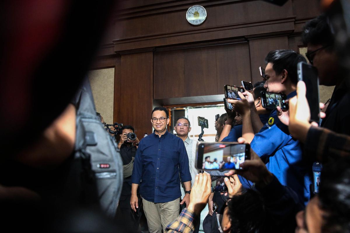 Anies Baswedan hadiri sidang perdana Tom Lembong