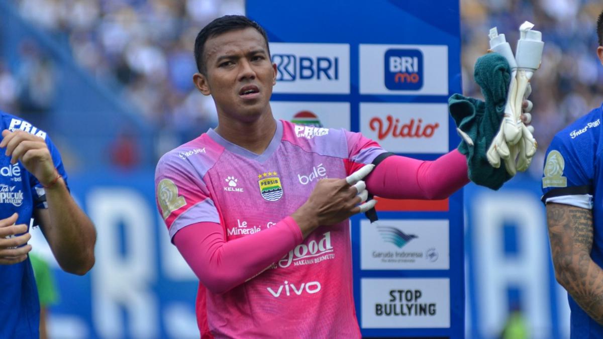 BRI Super League: Kondisi Prima, Teja Paku Alam Siap Beraksi Kawal Gawang Persib Hadapi Bhayangkara FC