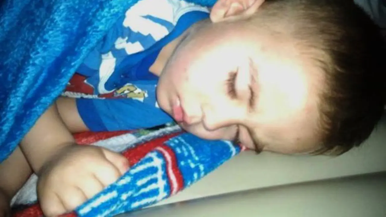 Foto Terakhir Aylan Saat Tidur Sebelum Kapalnya Terbalik