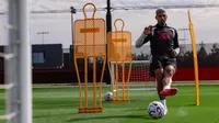 Gabung Liverpool, Ronald Araujo Dapat Pesan Singkat dari Luis Suarez