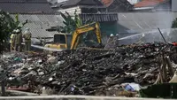 Di Balik Kebakaran Gunungan Sampah Kramat Jati, Ada Pelaku yang Diburu