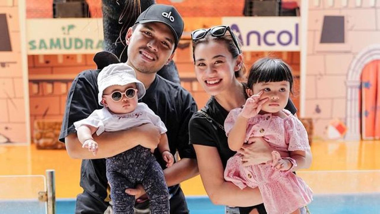 7 Momen Thariq dan Aaliyah Massaid Ajak Ameena dan Azura Tamasya, Simulasi Jadi Orang Tua