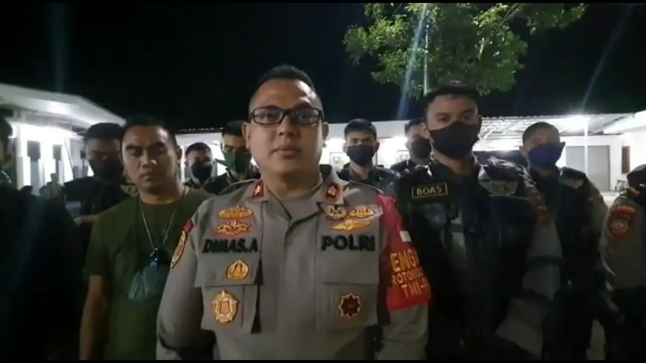 Kapolsek Pondok Aren Kompol Dimas Aditya menyampaikan pihaknya mengamankan belasan remaja terlibat tawuran dan balap liar di Tangerang Selatan.