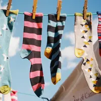 Ilustrasi mencuci kaos kaki. (Photo by Nick Page on Unsplash)