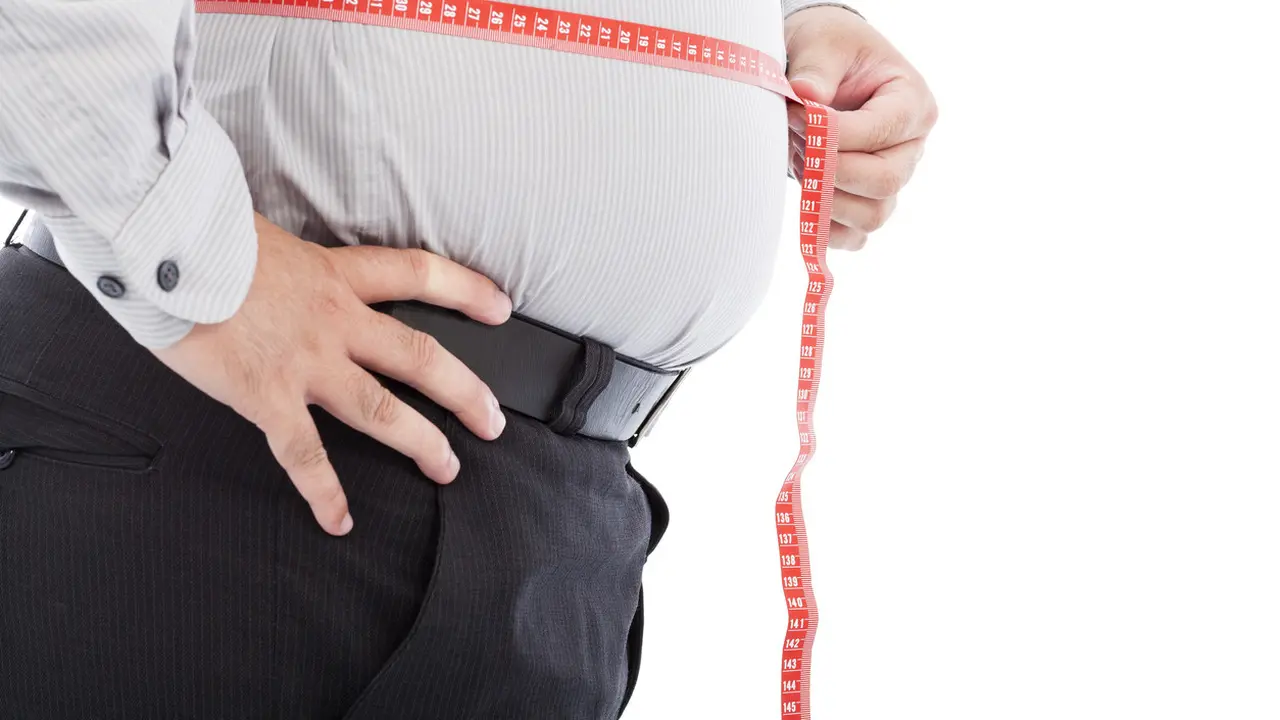 perut buncit (sumber: iStockphoto)
