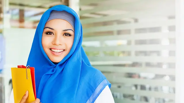 Cara Mengatasi Rambut Gatal saat Mengenakan Jilbab