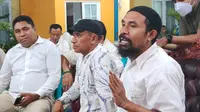 Pengacara Umar Kei, Abdul Fatah Pasolo, (kiri) (Istimewa)