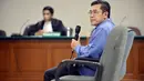 Mantan Direktur Urusan Agama Islam dan Pejabat Pembinaan Syariah Dirjen Bimas Islam Kemenag, Ahmad Jauhari dituntut 13 tahun (Liputan6.com/Johan Tallo) 