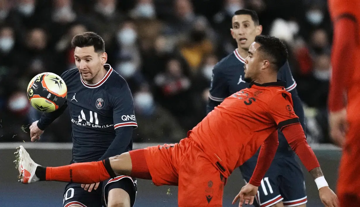 Tampil didepan pendukungnya sendiri, Lionel Messi dan kawan-kawan harus puas bermain imbang tanpa gol oleh sang tamu. (AP/Thibault Camus)