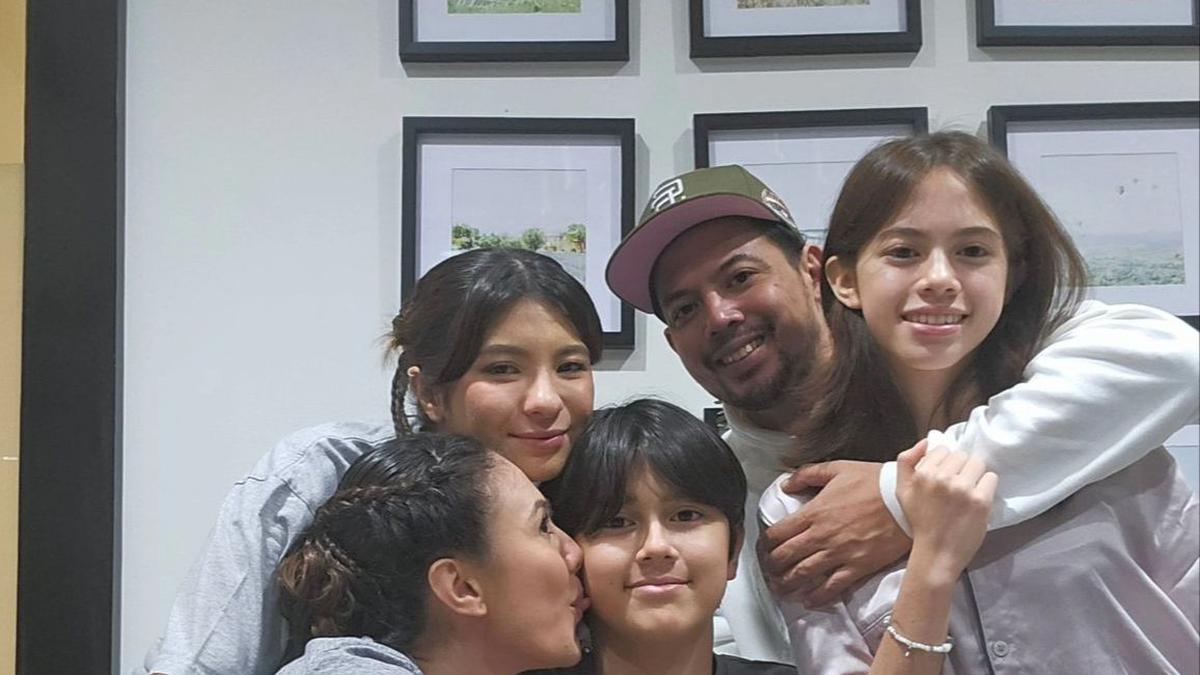 Kehangatan Wulan Guritno dan Adilla Dimitri di Ultah Anak Ke-13, Bukti Harmonis Meski Berpisah