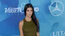 Keluarga Kardashian memang kian menjadi sorotan bahkan incaran dari paparazi. Belum lama ini sempat terdengar kabar bahwa Kendall Jenner selingkuh dengan Scott Disick yang tak lain adalah tunangan Kourtney Kardashian. (AFP/Bintang.com)