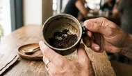 Manfaat Ampas Kopi untuk Rambut, Benarkah Bisa Membantu Rambut Tumbuh?