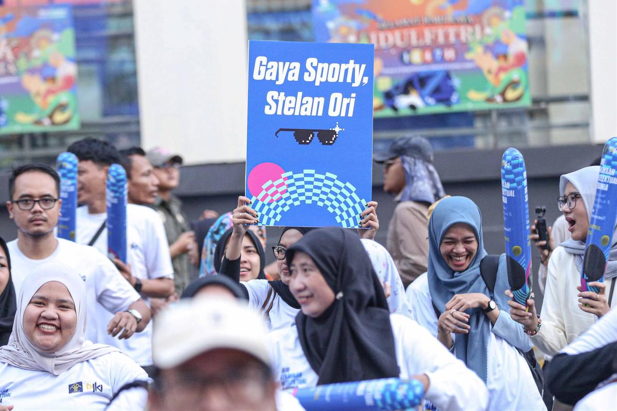 FOTO: Antuasia Warga Warga Ikuti Fun Walk Peringatan Hari Kekayaan Intelektual