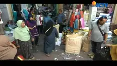 Harganya yang murah menjadikan Pasar Bong di Surabaya selalu diserbu pembeli setiap musim haji.