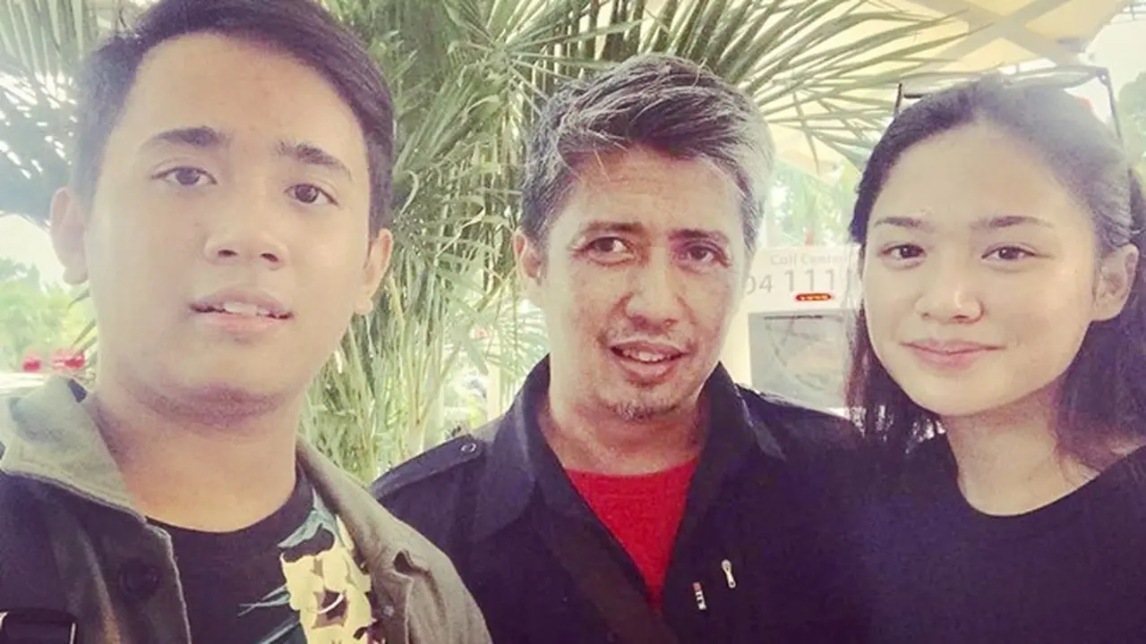 6 Potret Harry Nugraha Mantan Suami Mulan Jameela, Seorang Guru dan Musisi