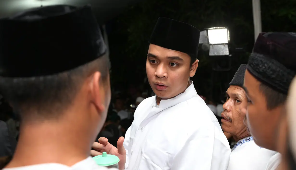 Billy Syahputra tetap menjadi bintang dalam acara ini (Foto: Muhammad Akrom Sukarya)