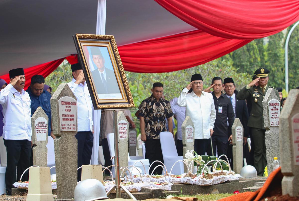 FOTO: Pemakaman Militer Juwono Sudarsono di TMP Kalibata