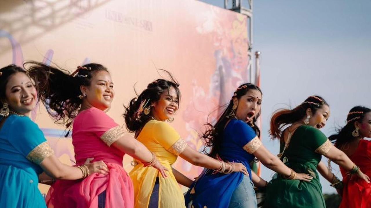 Festival Holi di Bali: Pererat Hubungan Budaya Indonesia dan India yang Penuh Warna