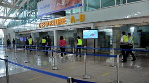 Kondisi Bandara Bali Sempat Terdampak Erupsi, Penerbangan Kembali Normal