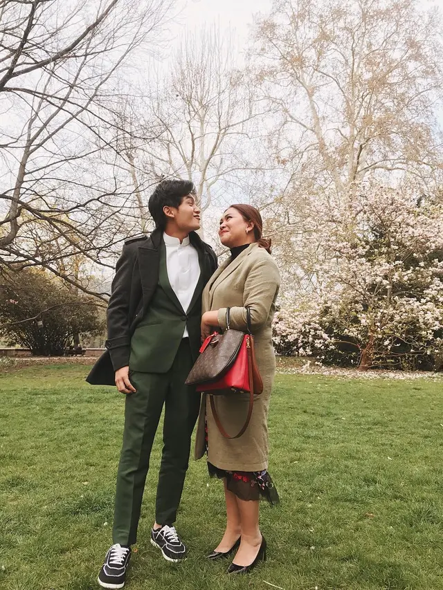 Potret Kebersamaan Randy Martin dan Ibunda. (Sumber: Instagram/randymartinnn)