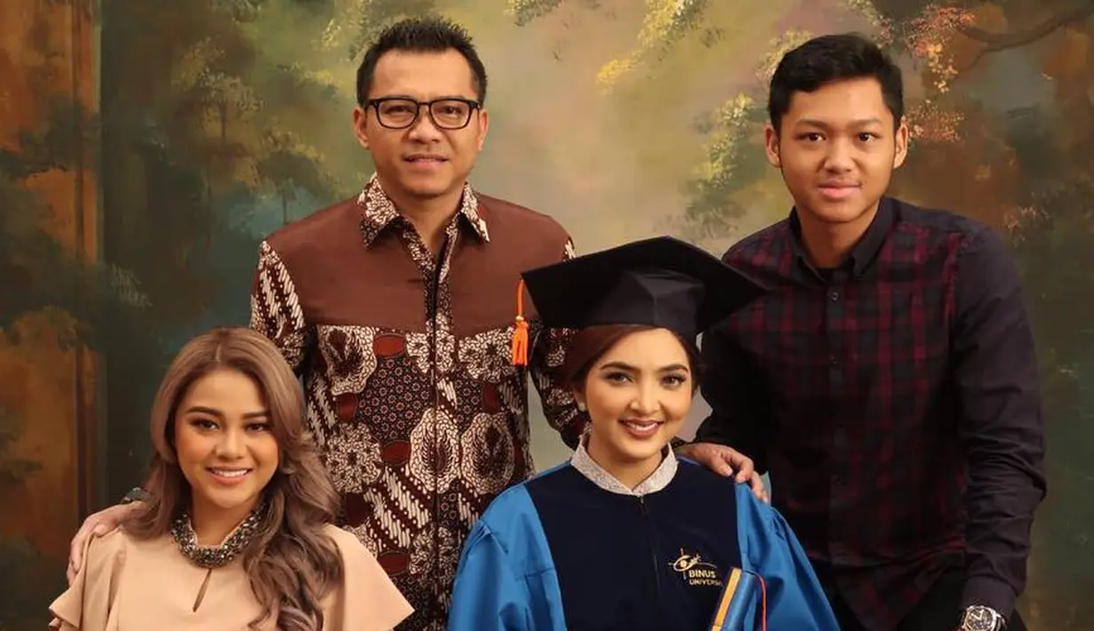 (Instagram/ashanty_ash)