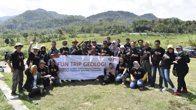 Ikatan Alumni Geologi ITNY Adakan Fun Trip Geologi di Yogyakarta