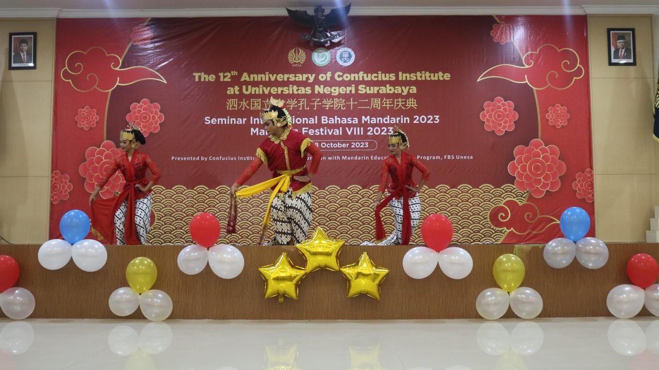 Mandarin Festival yang diselenggarakan oleh Himpunan Mahasiswa Jurusan Bahasa dan Sastra Mandarin Universitas Negeri Surabaya (Unesa). (Istimewa)