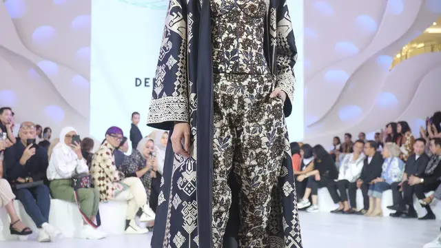 KAART JAGAT, Kreasi Batik dengan Sentuhan Mewah dari 14 Desainer IPMI